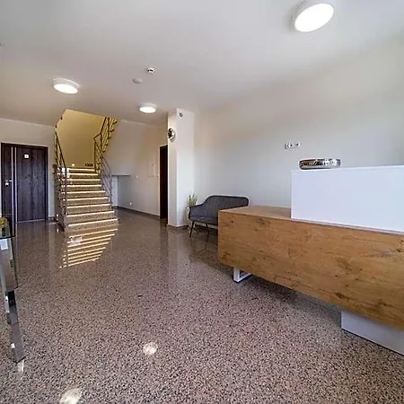 Aparthotel Aston
