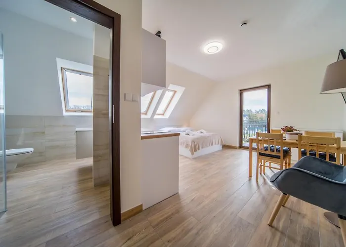 Aston Lägenhetshotell