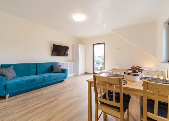 Aston Lägenhetshotell 4*