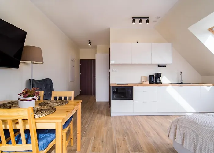 Aston Lägenhetshotell 4*