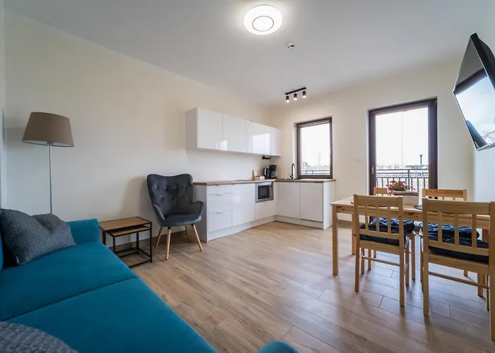 Aston Lägenhetshotell