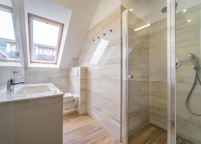 Lägenhetshotell Aston 4*